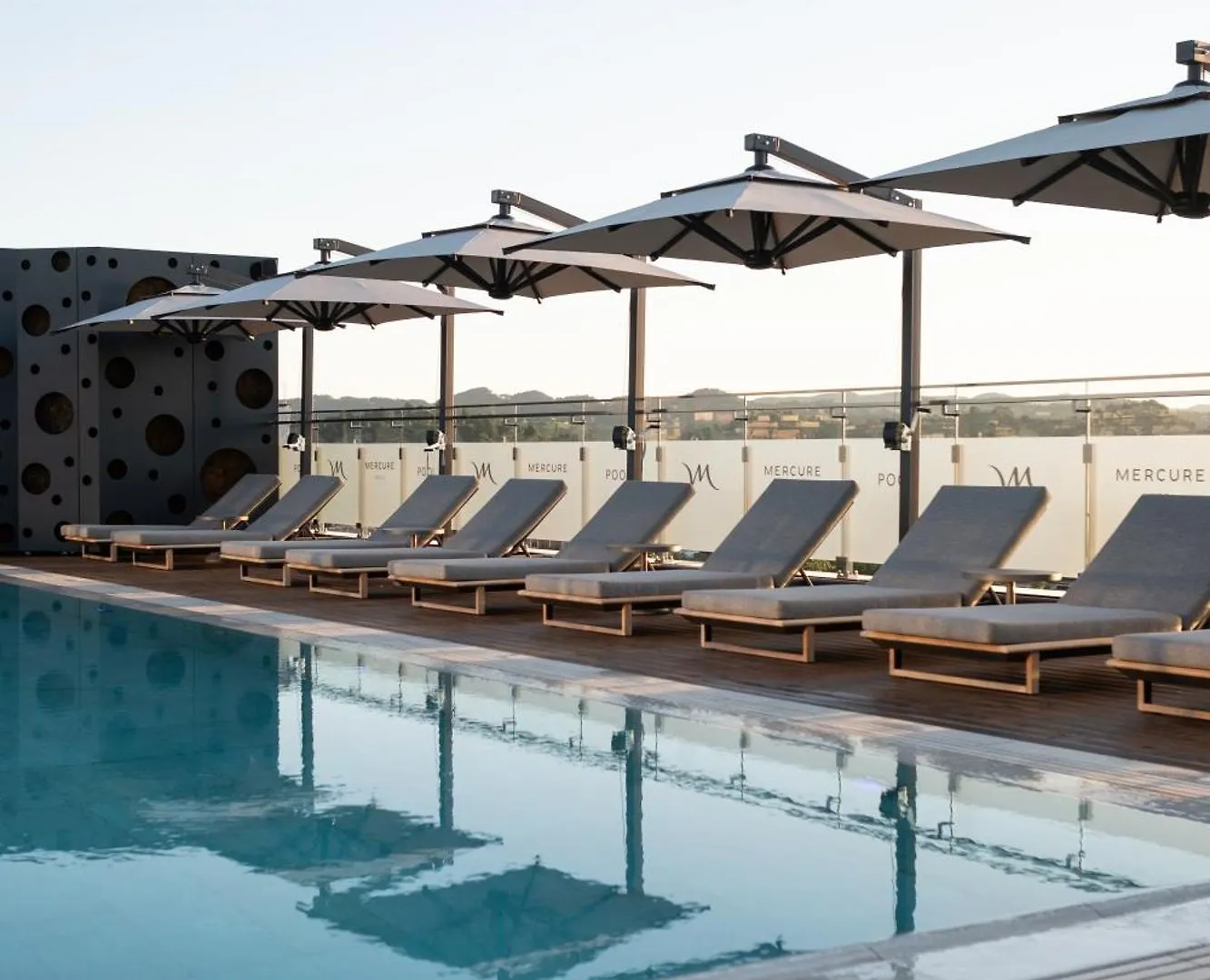 Mercure Tirana 4*,  Albania