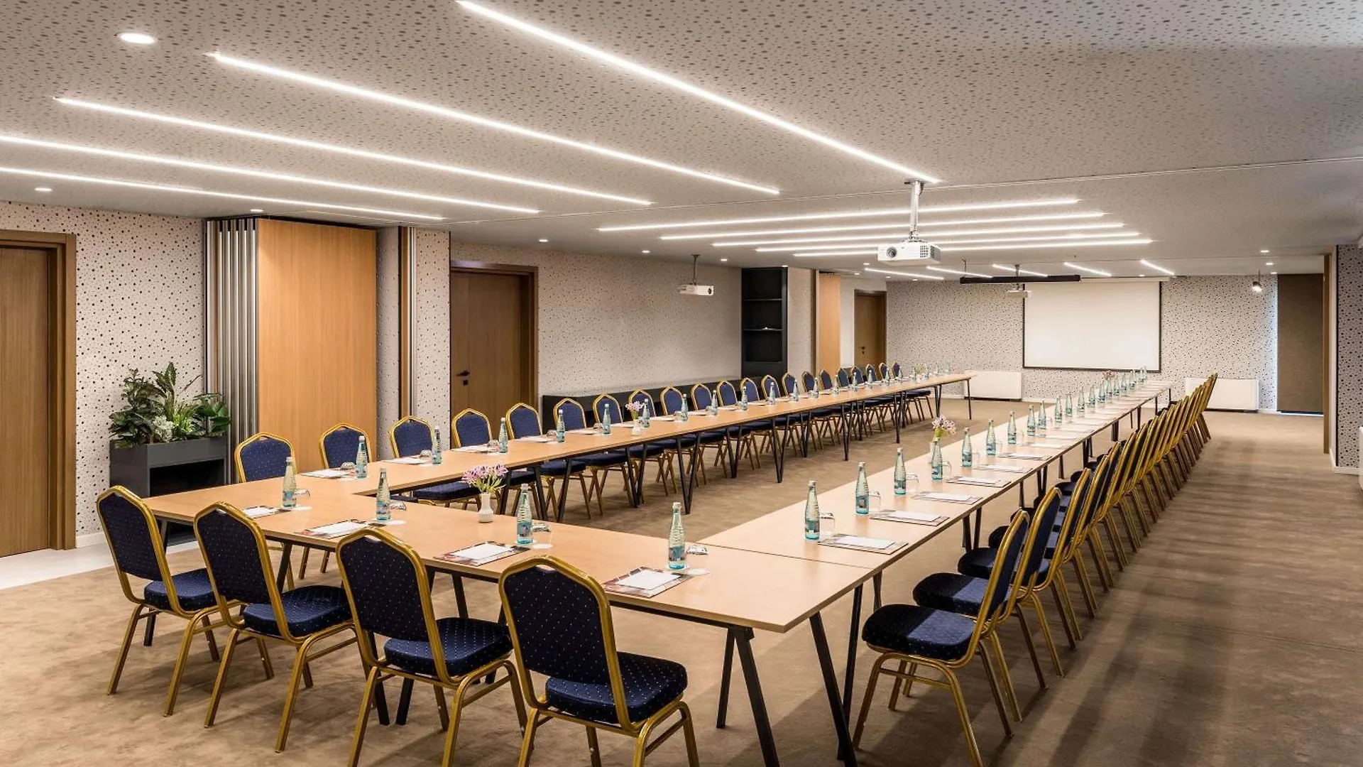 Mercure Tirana